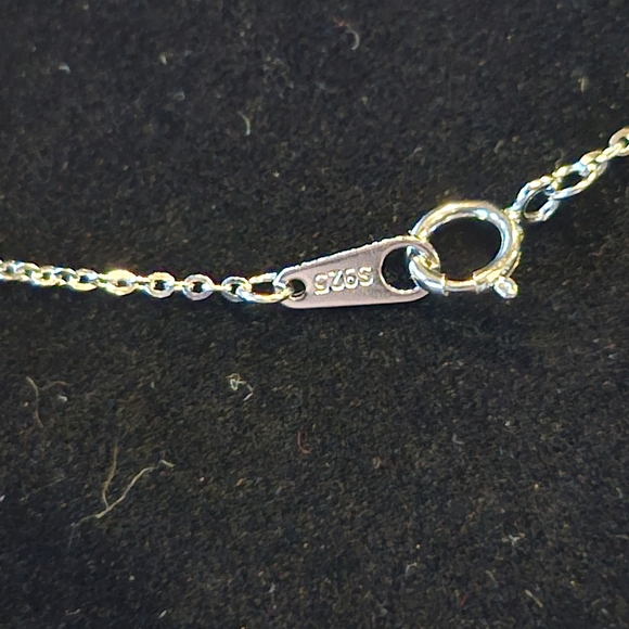 Dazzling Moissanite Snowflake Pendant Necklace in 925 Sterling Silver #31 - Picture 3 of 4